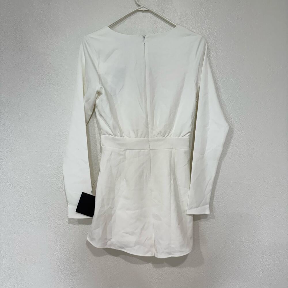NWT Lulus Rooftop Bar White Long Sleeve Faux-Wrap Belted Skort Romper Size XS - Picture 4 of 7